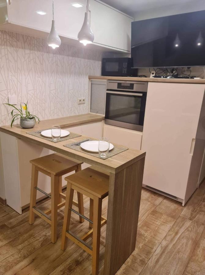 Quality Rest In Giruliai Apartments Klaipėda Exterior foto